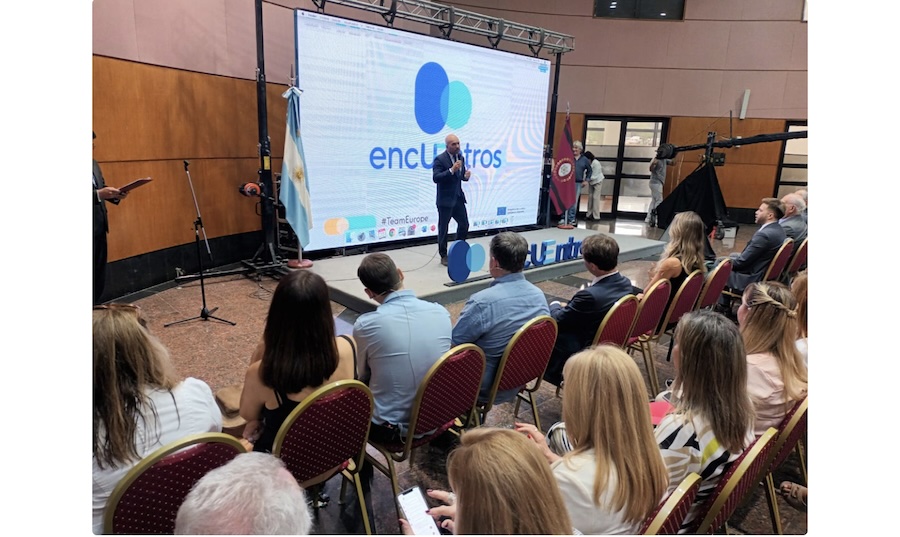 Argentina: Encuentro Internacional de Métodos Participativos de Resolución de Conflictos